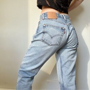 🔥 Vintage Levi’s 501 Boyfriend jeans Made in Canada Light Wash Jeans 🔥